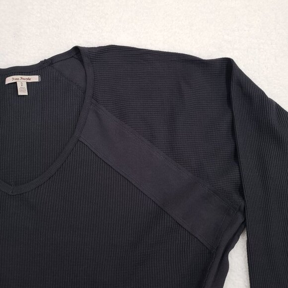 Free People Waffle Knit V-Neck Top Slouchy Oversized Beachy Boho Black NWT - Picture 5 of 9